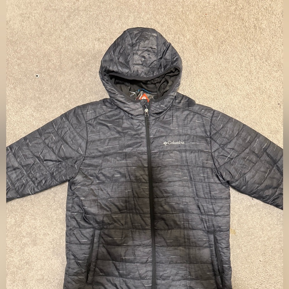 Columbia Men's Infinity Summit™ Double Wall™ Down Hooded Jacket - preowned